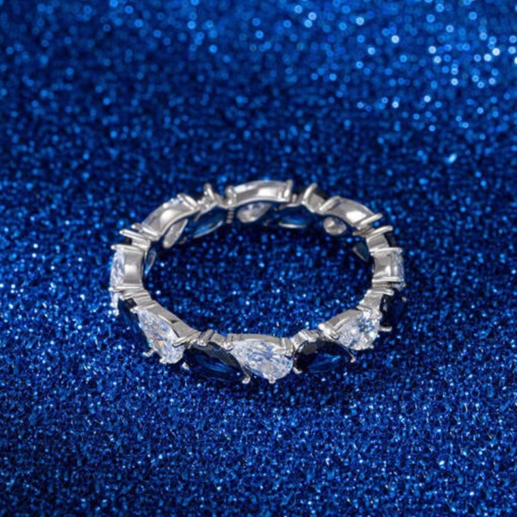 Solid Sterling Silver Sapphire Ring - Picture 3 of 5